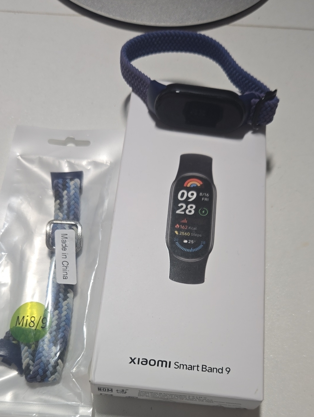Xiaomi Smart Band 9 with 3 Straps